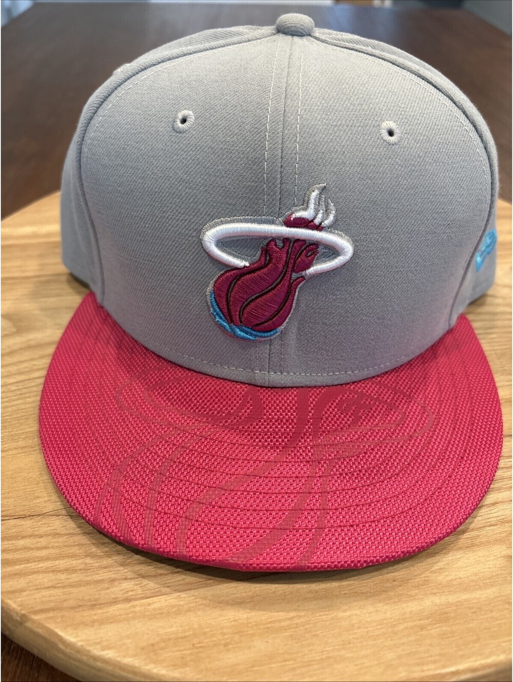 Miami Heat NBA Authentic Fitted Hat 7 1/2 Hardwood Classic New Era 59Fifty  Gray